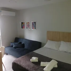 Casa de hóspedes Summer Suítes - Passagem, Cabo Frio